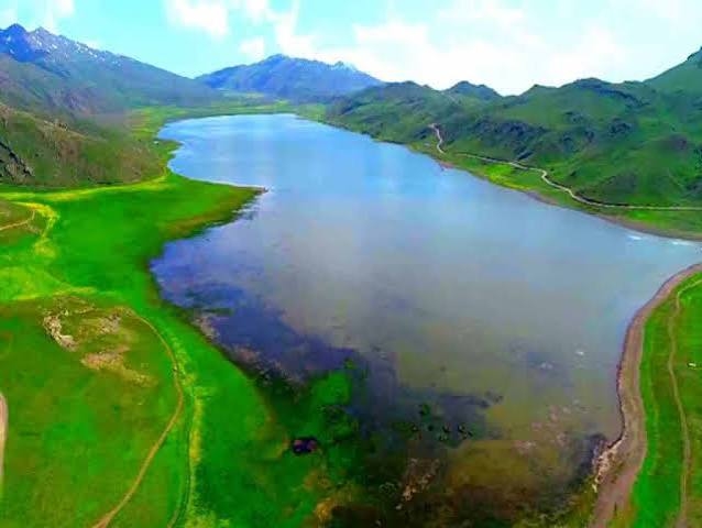 برند ۲۸ - دریاچه نئور؛ نگین آبی دامنه سبلان