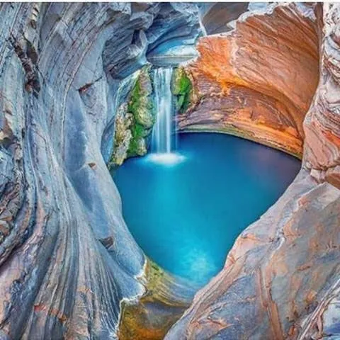 تنگه رغز؛ تابستان داغ و یخ در دل کوهستان