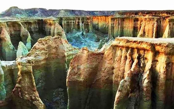 ژئوپارک قشم؛ عجایب‌الجیب زمین در یک جزیره