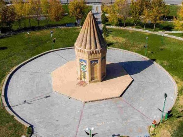  آرامگاه حبقوق نبی (تویسرکان)