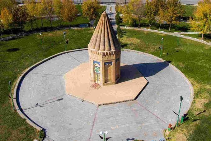 آرامگاه حبقوق نبی (تویسرکان)