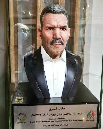 هاشم قنبری